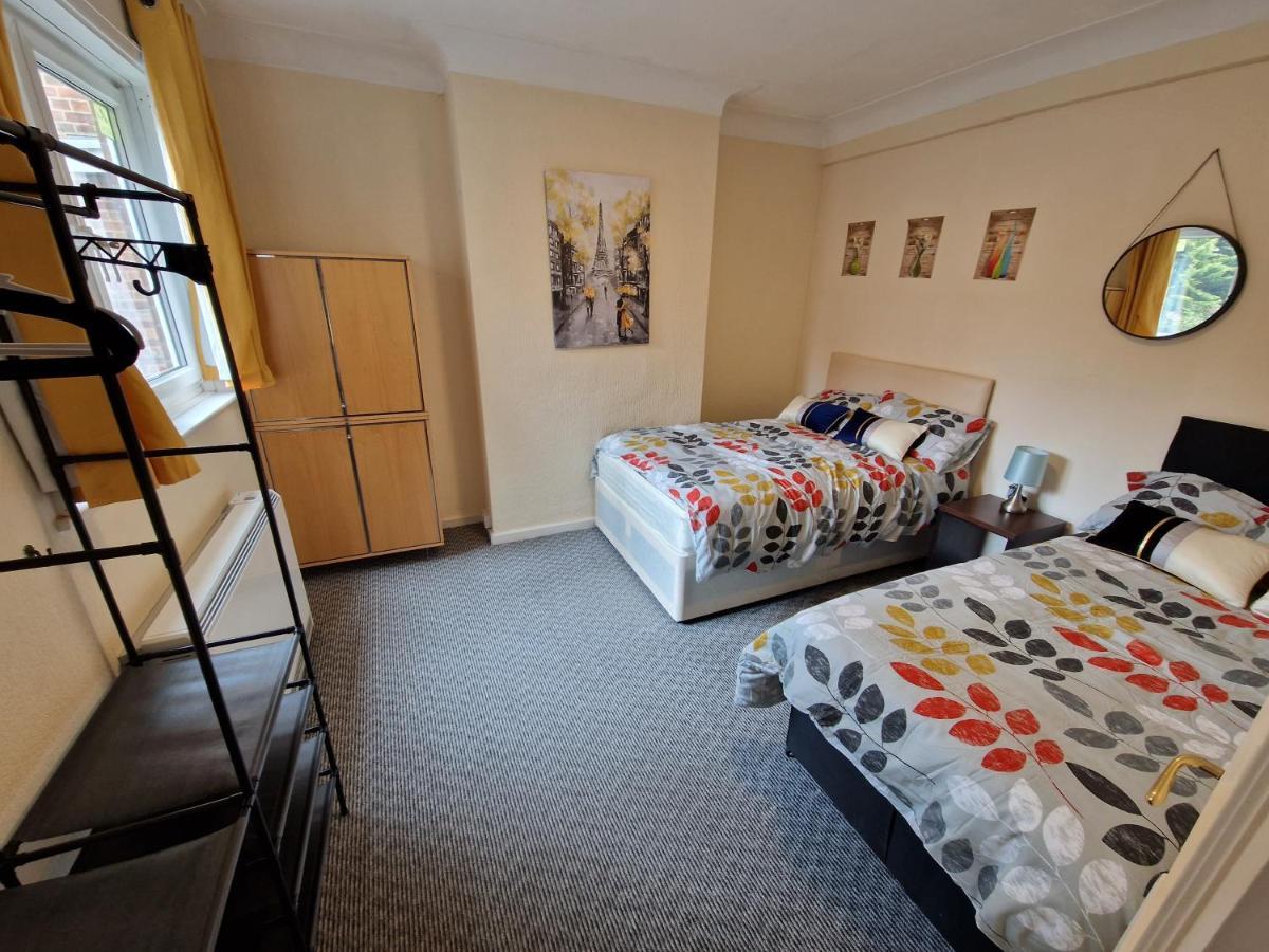 Finchley Holidays Whetstone Dış mekan fotoğraf