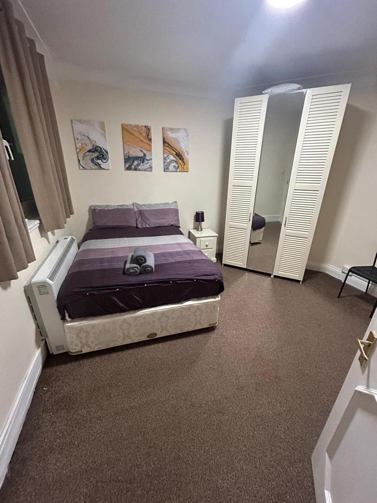 Finchley Holidays Whetstone Dış mekan fotoğraf