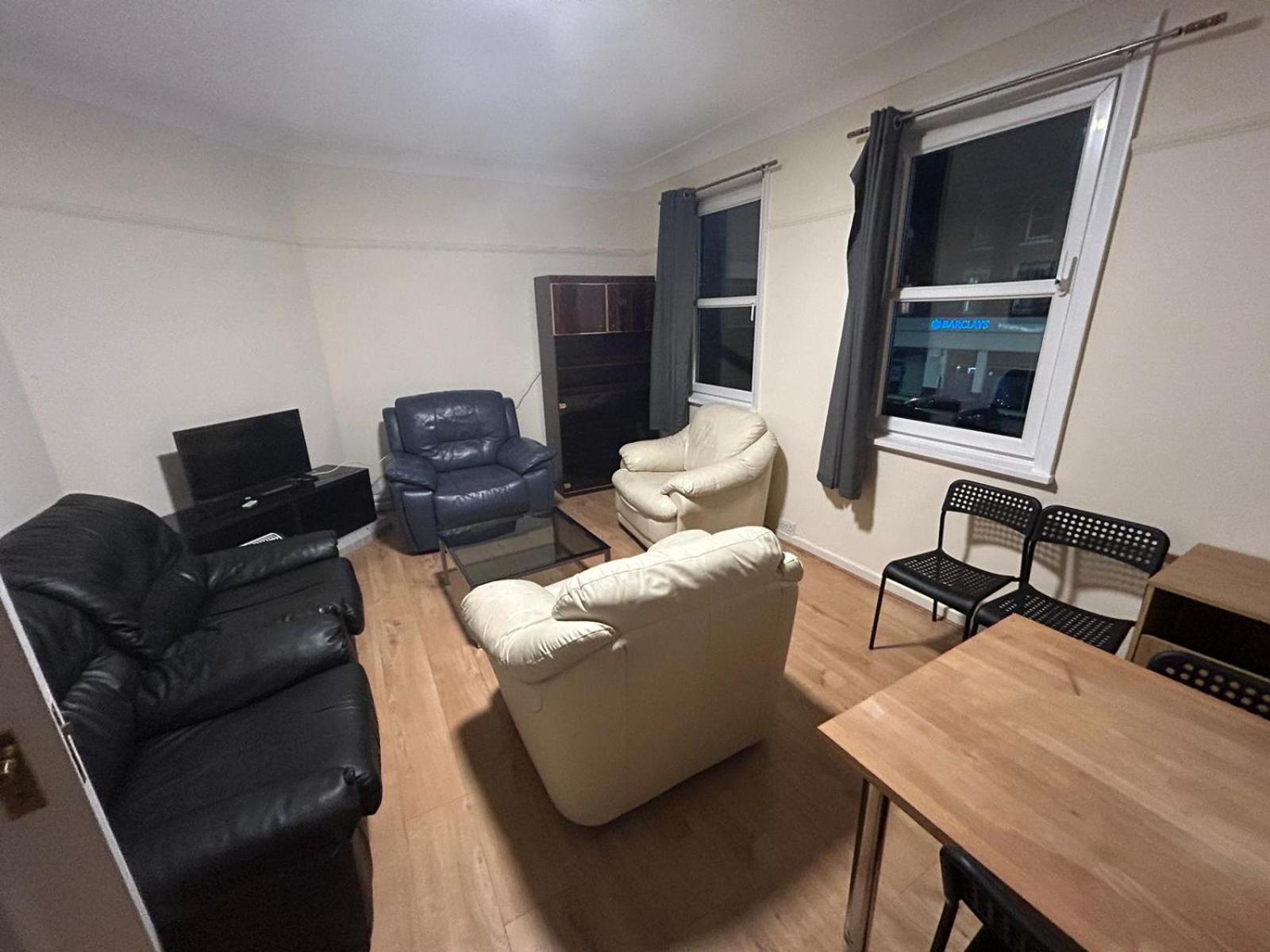 Finchley Holidays Whetstone Dış mekan fotoğraf